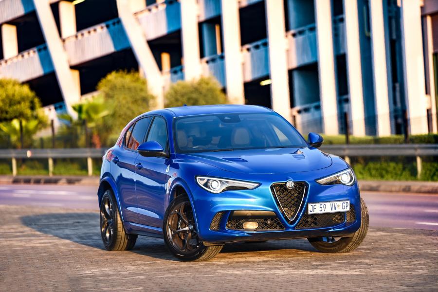  Alfa Romeo Stelvio Quadrifoglio (949) 2019 года  (ZA) (фото 34 из 42)
